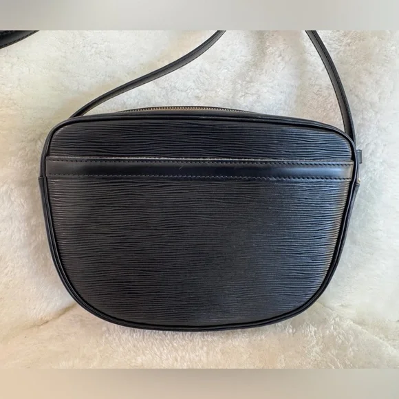 LOUIS VUITTON Jeune Fille MM Epi Leather Bag - Picture 5 of 15